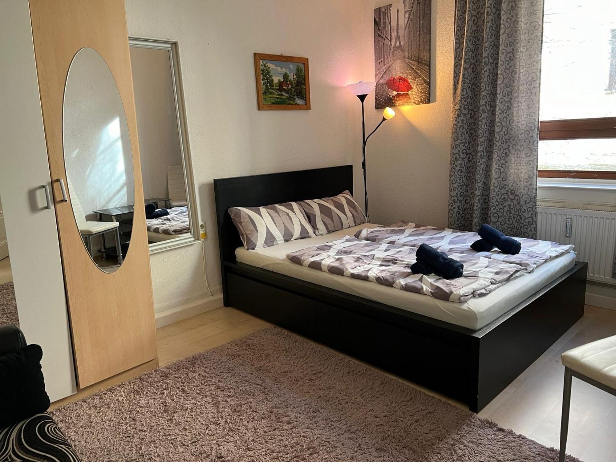 Unterkunft In Stoccarda Esterno foto